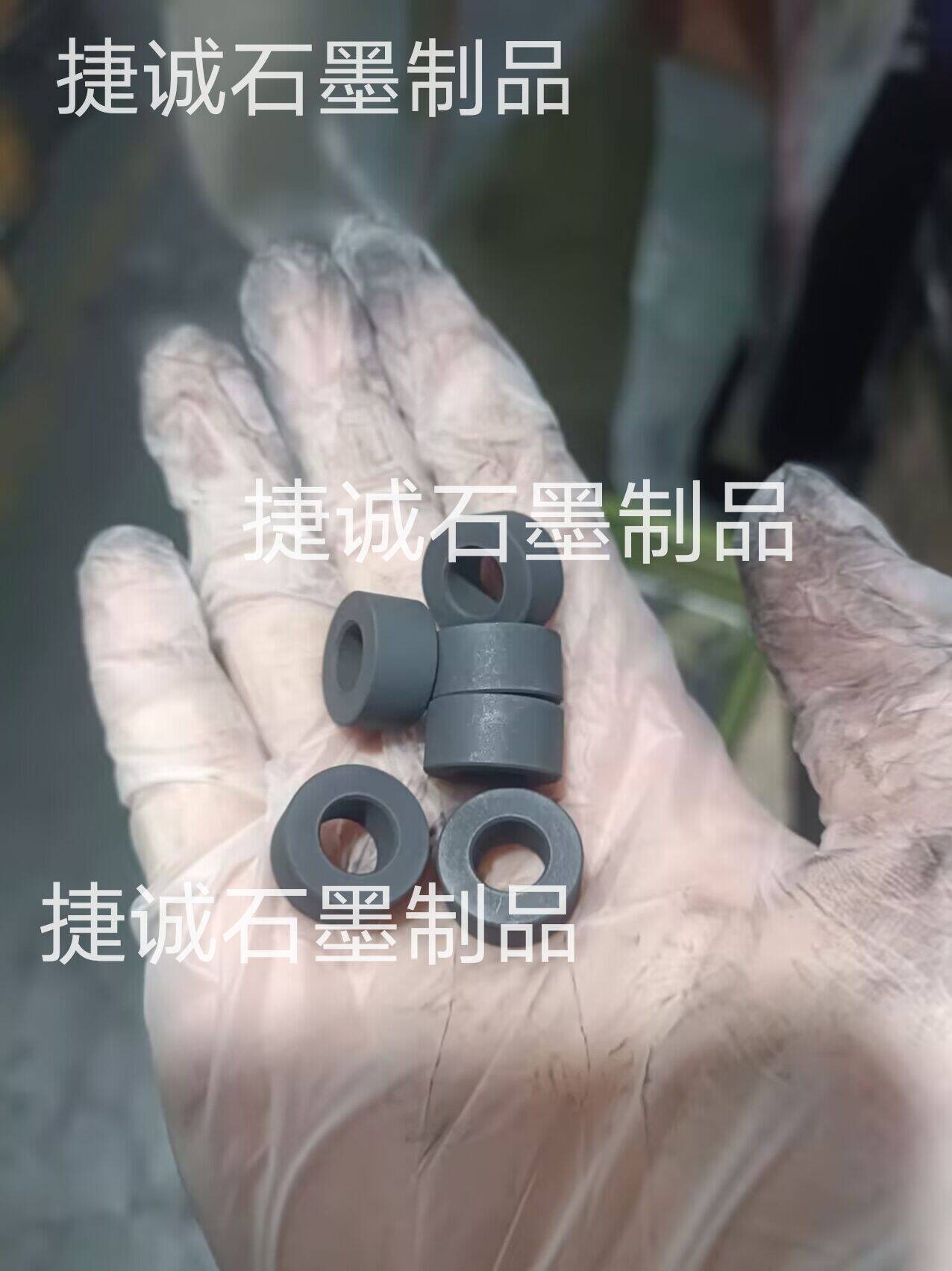 石墨軸承座，金屬軸承座，浸漬石墨軸承，耐磨石墨軸套，浸漬耐磨石墨軸承，石墨軸承加工，高純石墨軸承，石墨軸承加工廠(chǎng)，石墨軸承生產(chǎn)廠(chǎng)家，高純石墨軸承生產(chǎn)廠(chǎng)家